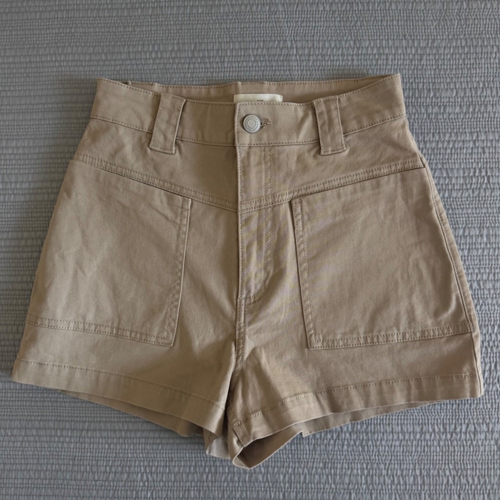 NWT HM Women's High Waisted Utility Shorts Khaki Tan Stretch Cotton Size 4 US